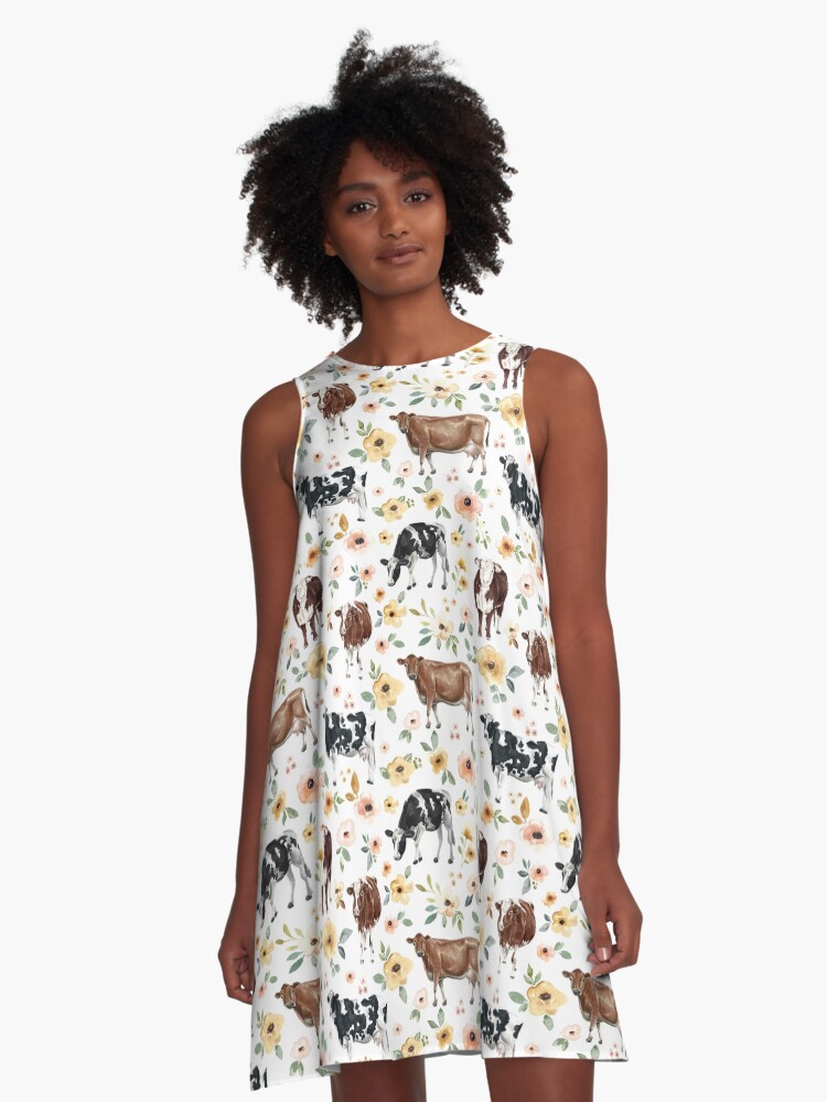 Imagen 1 de 4, Vestido acampanado con la obra Estampado floral de vaca, flores amarillas, floral rosa, vaquera, pintura de vaca, país, diseñada y vendida por cateandrainn.