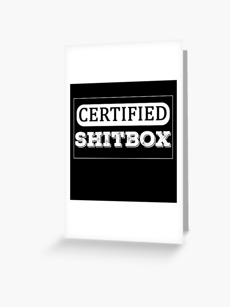 Sticker for Sale avec l'œuvre « Shitbox Edition autocollant de voiture  autocollant drôle de fenêtre pour ordinateur portable » de l'artiste Rexoo