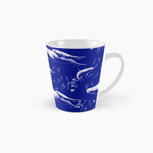 Belugas en famille du Saint-Laurent motif - fond bleu Mug long