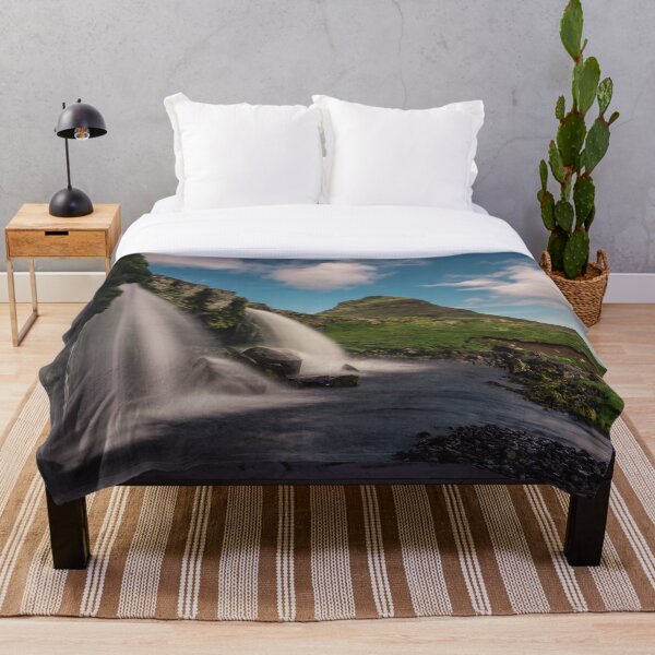Item preview, Montaña cascada designed and sold by Podmtp.