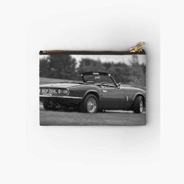 Artikelvorschau, Triumph Spitfire entworfen und verkauft von Martyn Franklin.