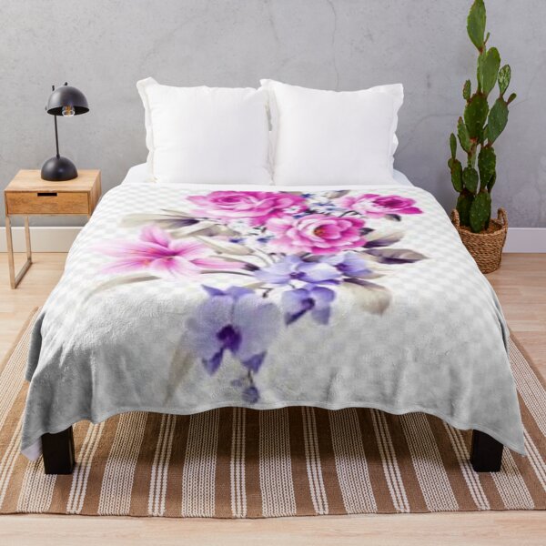Artikelvorschau, Rosa und blaue Blumenmuster entworfen und verkauft von cindyfordyce.
