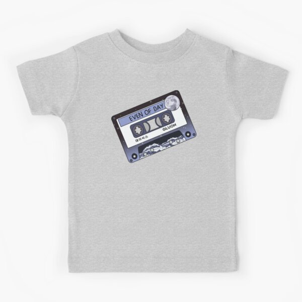 EVEN OF DAY Book of Us Gluon DAY6 Myday CUTE Retro Cassette Tape Blue Pink Kids T-Shirt