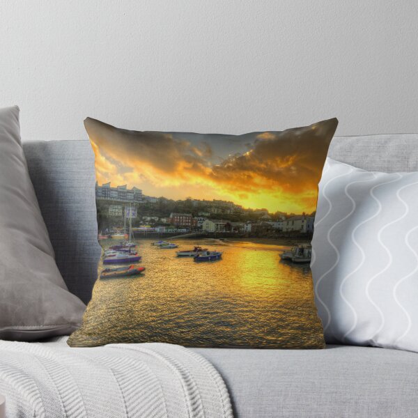 Aperçu de l'œuvre Sunset over Ilfracombe Harbour créée et vendue par hawkie.