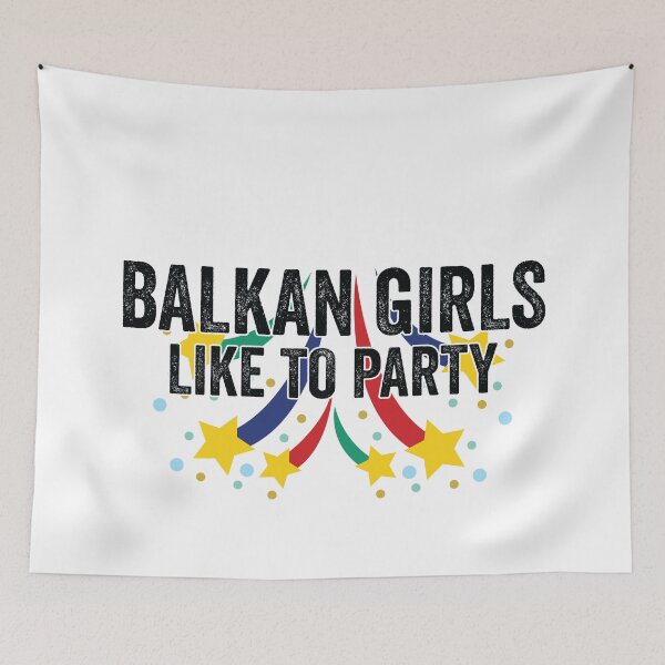 Aperçu de l'œuvre Elena - Les filles des Balkans [2009, Roumanie] créée et vendue par lazarusheart.