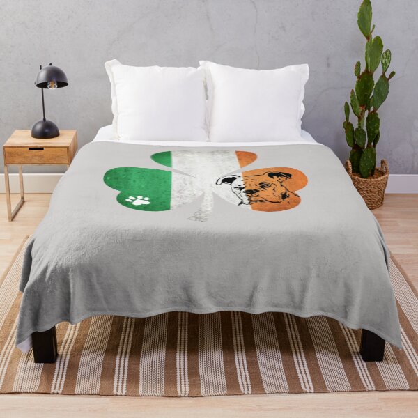 Artikelvorschau, Boxer Dog Saint Patricks Day Lustiges Geschenk für Hundeliebhaber entworfen und verkauft von GINIART.