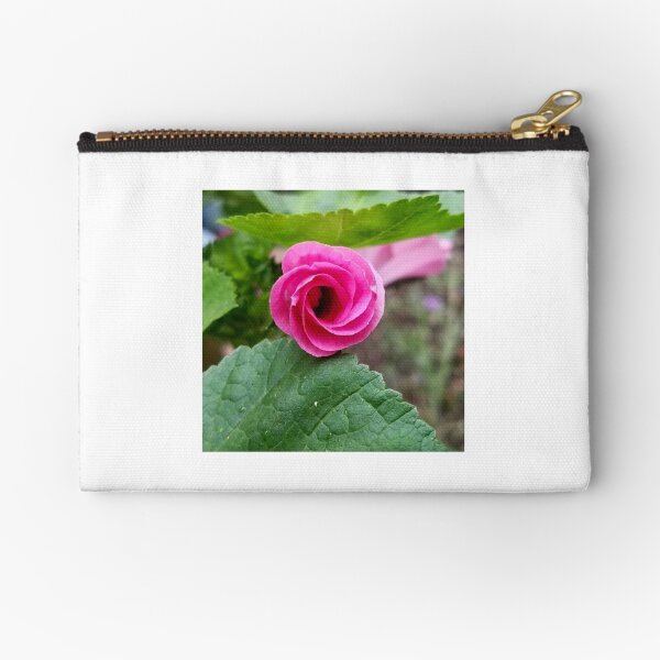 Flower Twirl Zipper Pouch