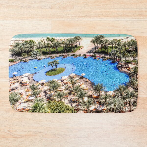 Artikelvorschau, Dubai Luxus-Swimmingpool entworfen und verkauft von Londonimages.