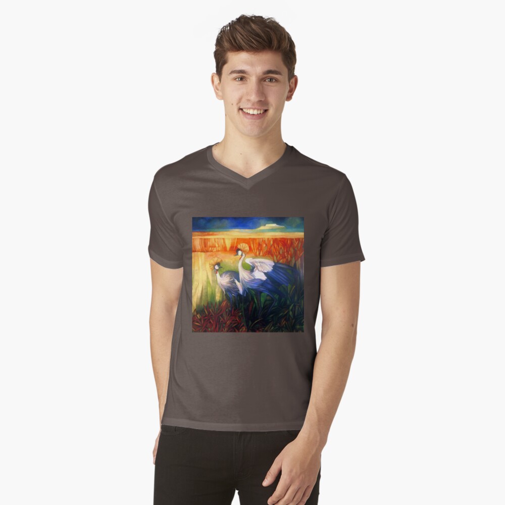 crane "balearica pavonina" V-Neck T-Shirt