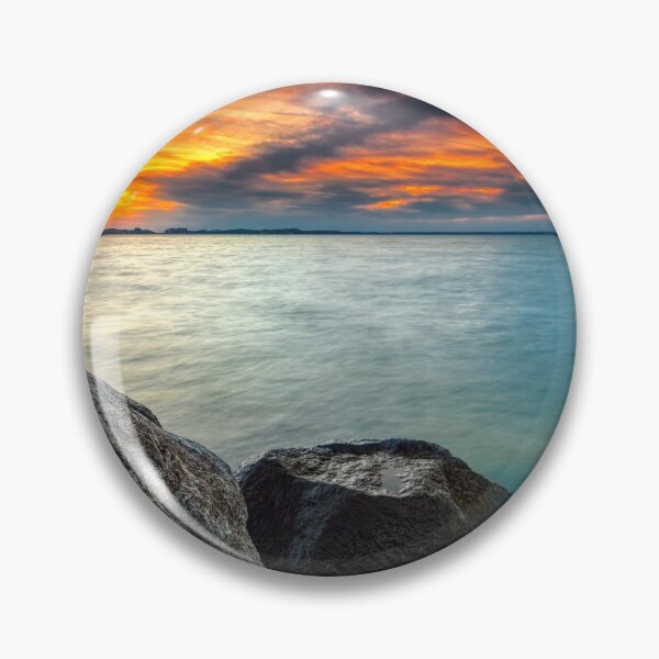 Artikelvorschau, Ocean Rocks Sonnenuntergang entworfen und verkauft von Podmtp.