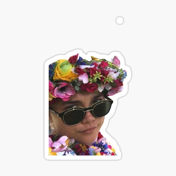Queen in Sunglasses (Florence Pugh) - Midsommar Sticker