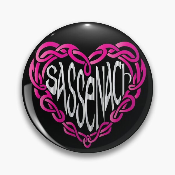 Artikelvorschau, Sassenach Celtic Knot Heart Pink Design | Schottisches Geschenk entworfen und verkauft von JaceLash.