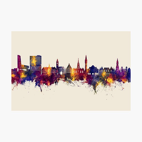 Vista previa del artículo con la obra «Lille France Skyline», diseñado y vendido por ArtPrints.