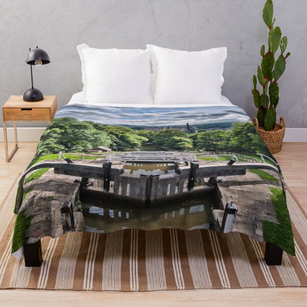 Item preview, Copia de las cerraduras Bingley de 5 alturas designed and sold by TomHolmesPhoto.
