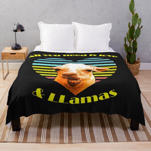 Artikelvorschau, All you need is love and llamas retro entworfen und verkauft von marosi.