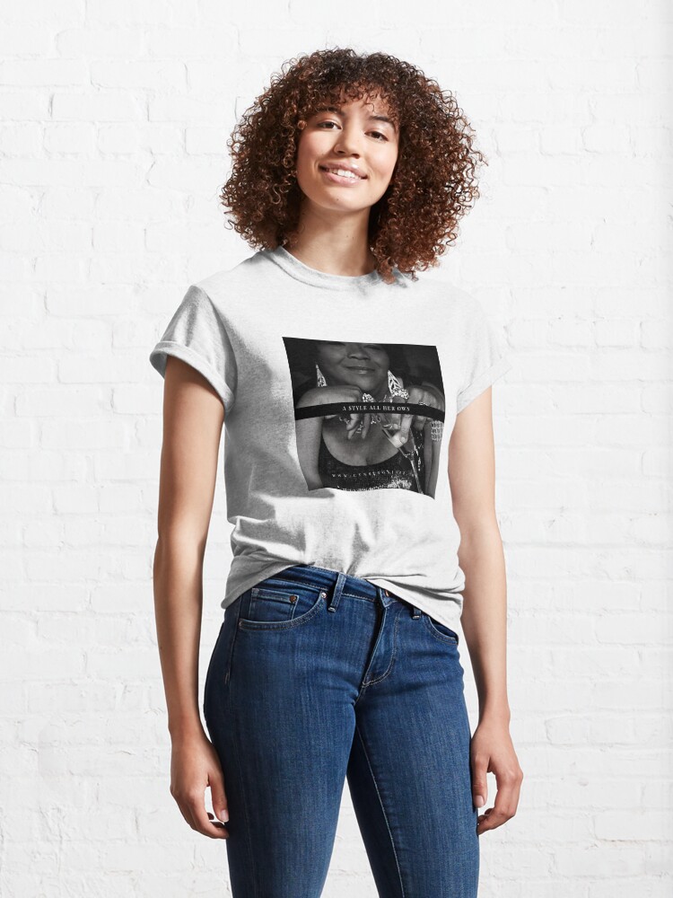 Alternate view of CynSingsJazz: A Style All Her Own Classic T-Shirt