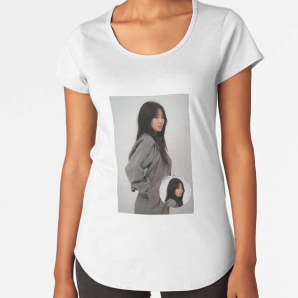 PARK SHIN-HYE (박신혜) KOREAN ACTRESS Premium Scoop T-Shirt