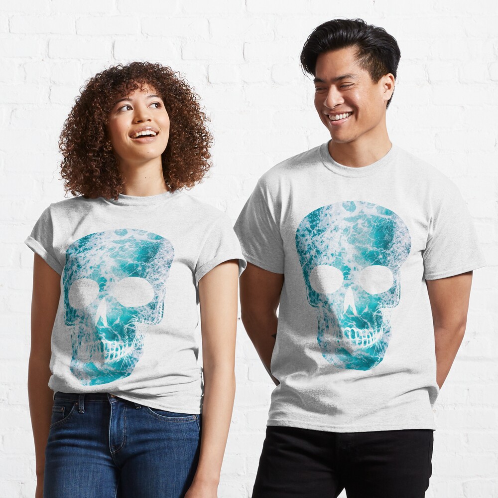 Salty skull design Classic T-Shirt