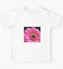 Stunning Pink Gerbera Daisy on Black Background Kids Tee