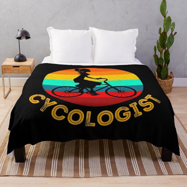 Artikelvorschau, Cycologist - Retro Vintage Cycling Design - Mädchen auf einem Fahrrad - Cycology entworfen und verkauft von SimplyDeals.