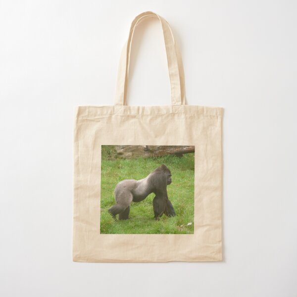 https://ih1.redbubble.net/image.2138092574.6513/ssrco,tote,cotton,canvas_creme,flatlay,square,600x600-bg,f8f8f8.1.jpg