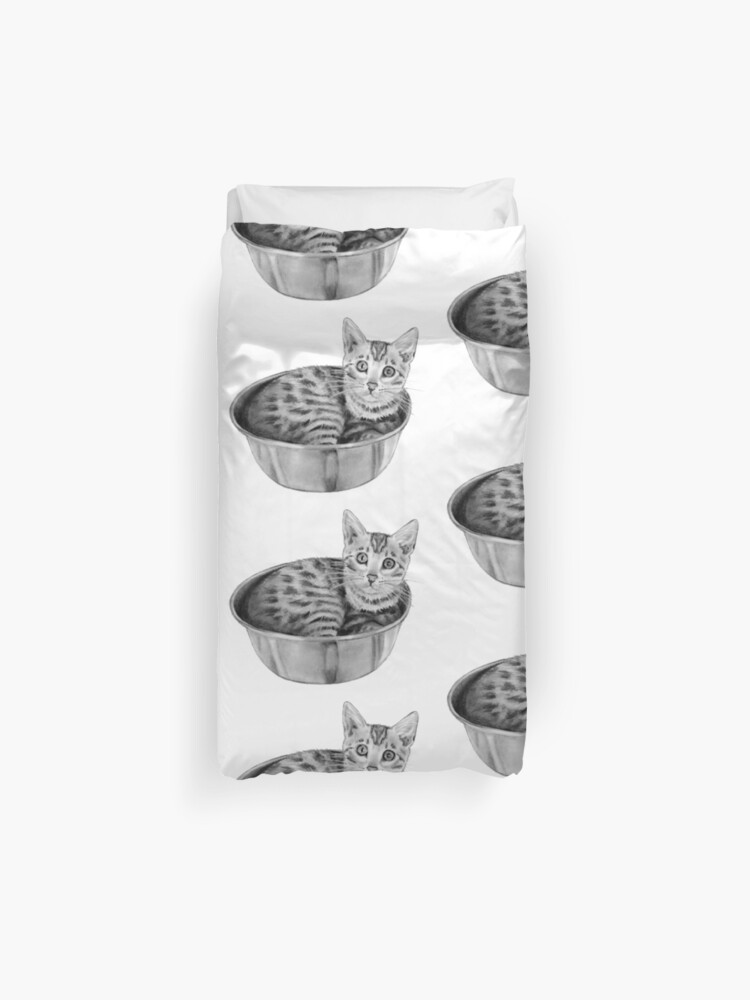 Housse De Couette Bengale Chaton Dans Un Bol Dessin Au Crayon Realisme Par Joyce Redbubble