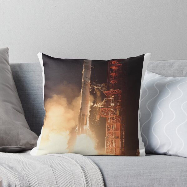 Item preview, Atlas-Centaur launches with one INTELSAT V satellite designed and sold by Star-Citizen.