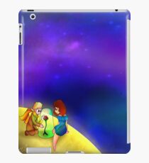 The little prince and a girl iPad Case/Skin