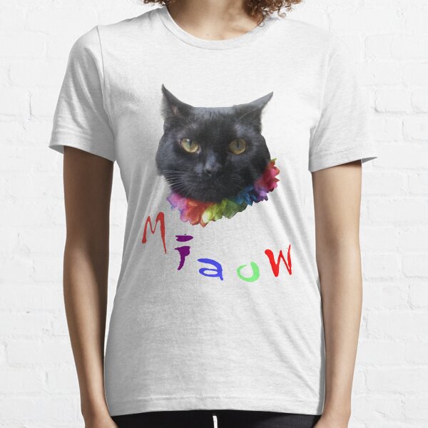 Oor wee cat Bella Essential T-Shirt