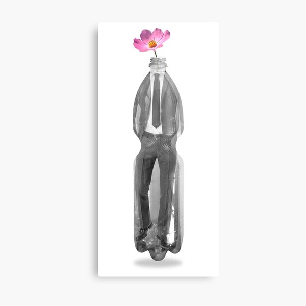 floral longings at the office in a PET bottle by Leo Haz Metallbild