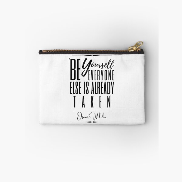 Artikelvorschau, Oscar Wilde Inspirational Historical Quote- „Sei du selbst; jeder andere ist schon vergeben." entworfen und verkauft von QuoteActually.