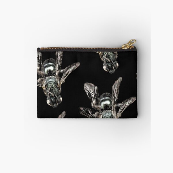 Item preview, Black and White etching of a house fly designed and sold by mittie101.