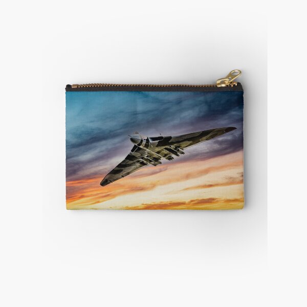 Artikelvorschau, Vulkanischer Bomber bei Sonnenuntergang entworfen und verkauft von RCMPhotography.