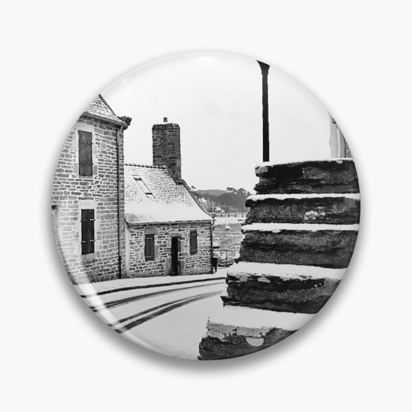 Item preview, The white steps designed and sold by Jean-Luc Rollier.