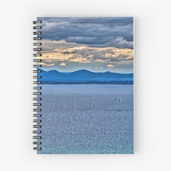 Aperçu de l'œuvre Blue Bay - montagnes créée et vendue par KimHSinclair.