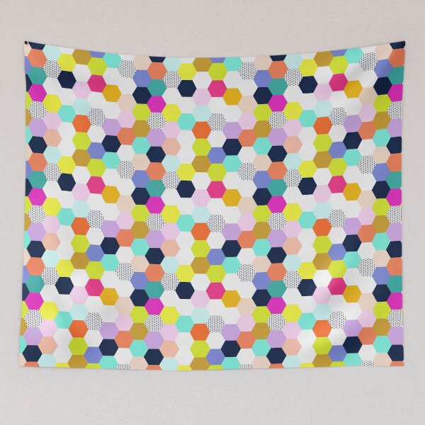 Aperçu de l'œuvre Couleur Rainbow Hexagon Wholecloth Cheater couette créée et vendue par The Artwerks.