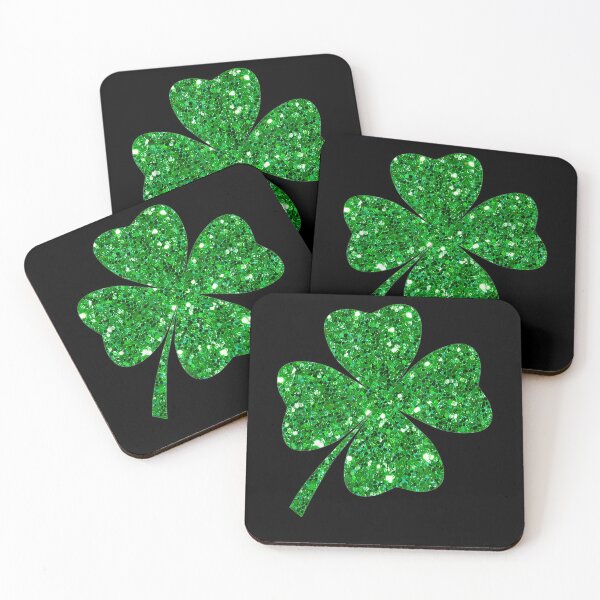 Aperçu de l'œuvre Chemise irlandaise Sparkle Clover pour St Patricks & Pattys Day créée et vendue par vickiknopp.