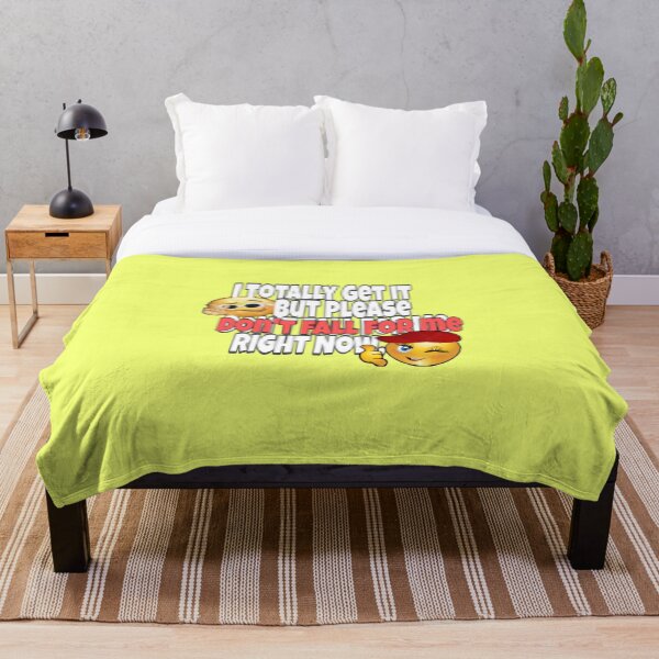 Aperçu de l'œuvre T-SHIRT DRÔLE créée et vendue par MariaMaaz.