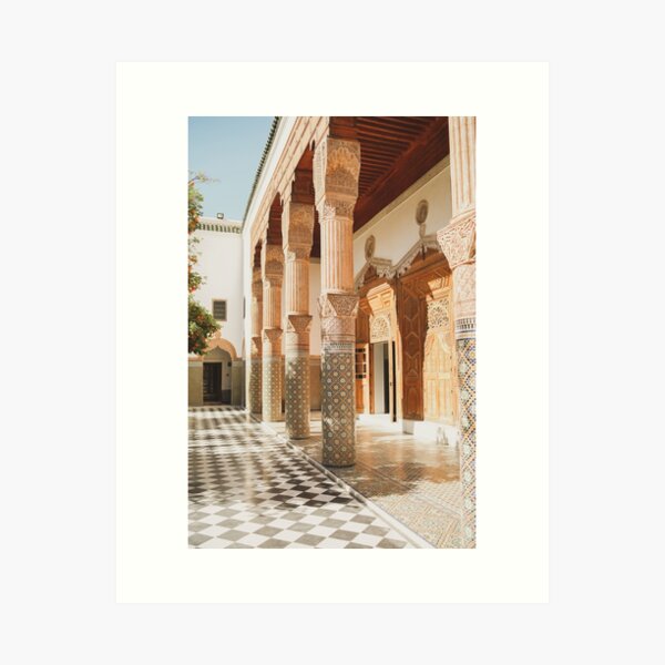 Aperçu de l'œuvre L'architecture marocaine de tons de terre à Marrakech Medina créée et vendue par Morocco  Print.