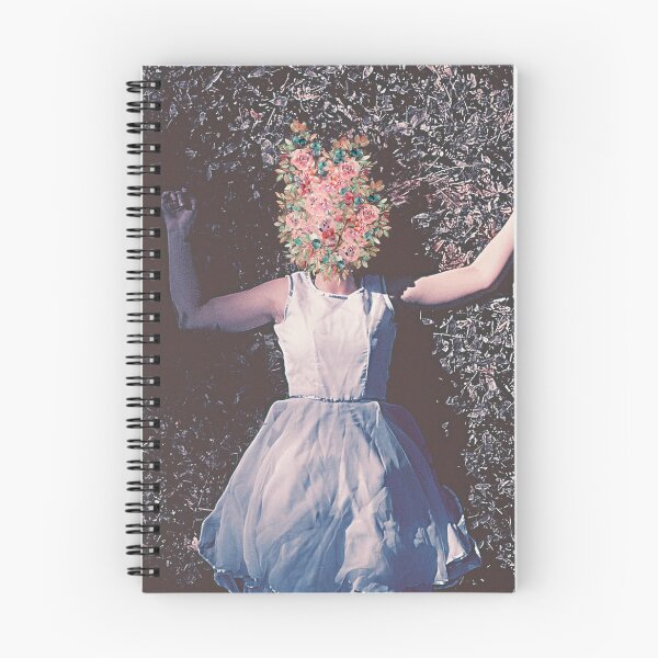 Item preview, Flower head designed and sold by Tatiane Tiriba.