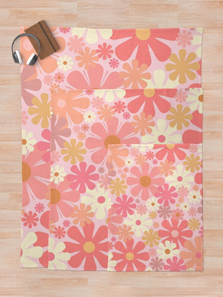Vintage Aesthetic Retro Floral Pattern in Blush Pink and Brown 60s