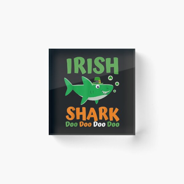 Artikelvorschau, St Patricks Day Shirt Kids Toddler Women Men Irish Shark Tee entworfen und verkauft von Lukifo-Proper.