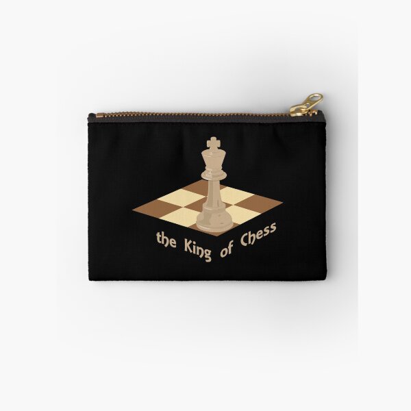 Artikelvorschau, The King Of Chess - weiße Königsschachfigur auf einem Schachbrett entworfen und verkauft von SlumCity.