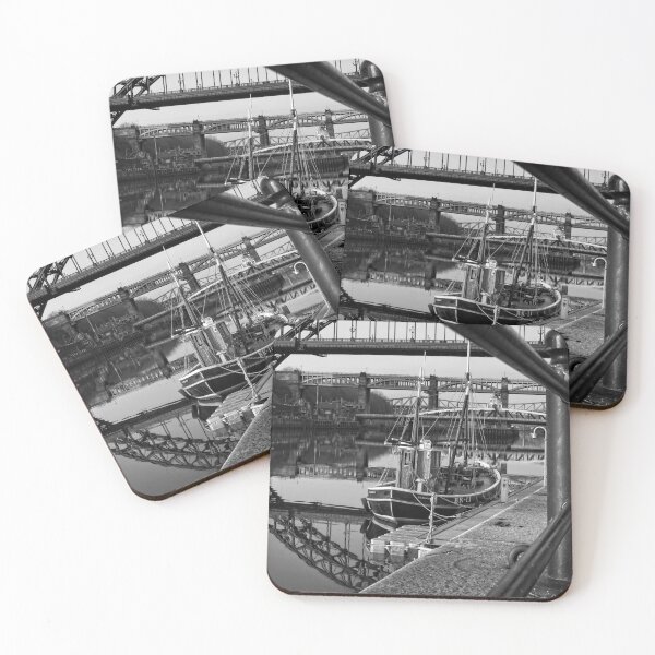 Item preview, Viejo bote salvavidas, Newcastle designed and sold by Rob Cole Photography.