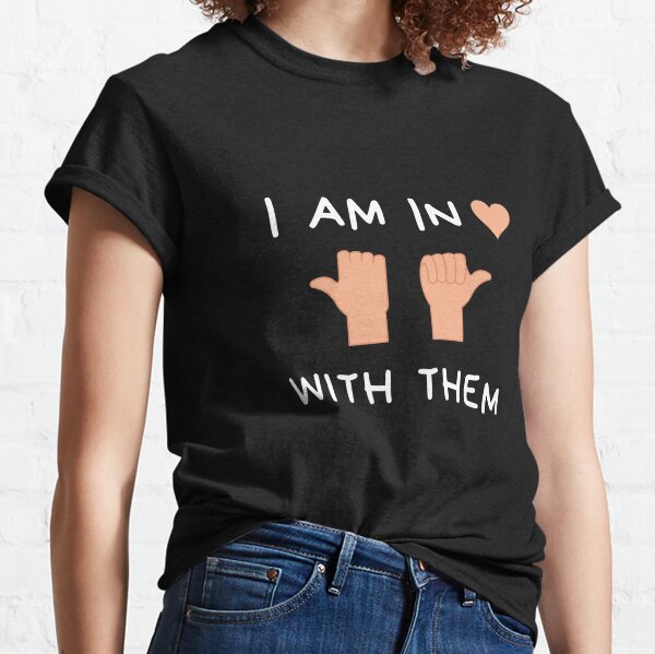 I'm in love with them, throuple middle spoon polyamory black Classic T-Shirt