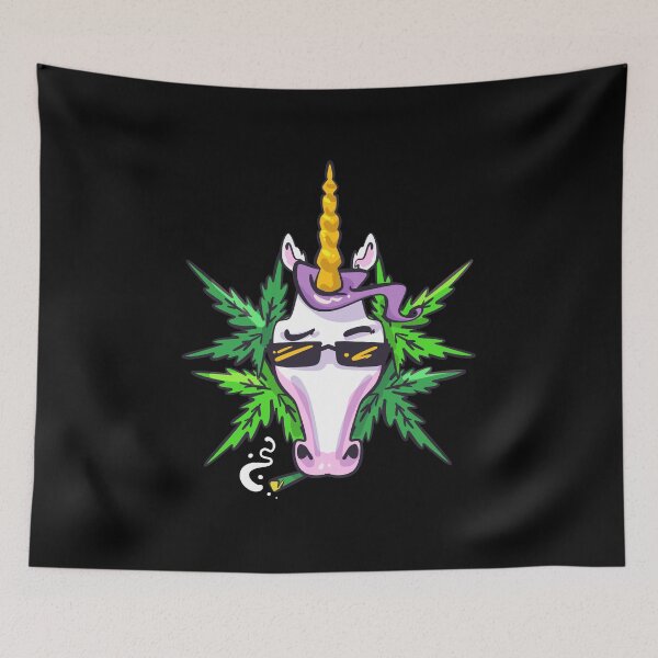 Item preview, Regalo para fumar marihuana de unicornio designed and sold by TTFMerch.