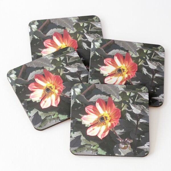 Item preview, Abeja ocupada designed and sold by Aline63.