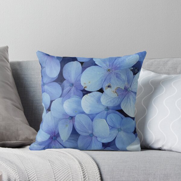 Artikelvorschau, Blaue Blumen entworfen und verkauft von KCFdesigns.