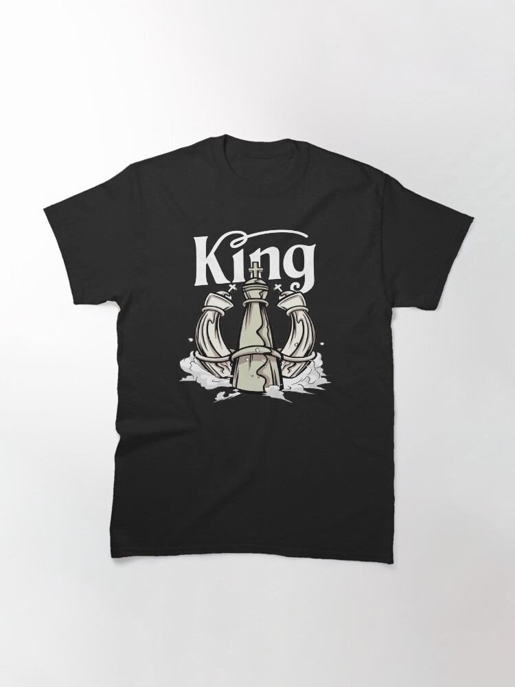Alternate view of Chess king Classic T-Shirt