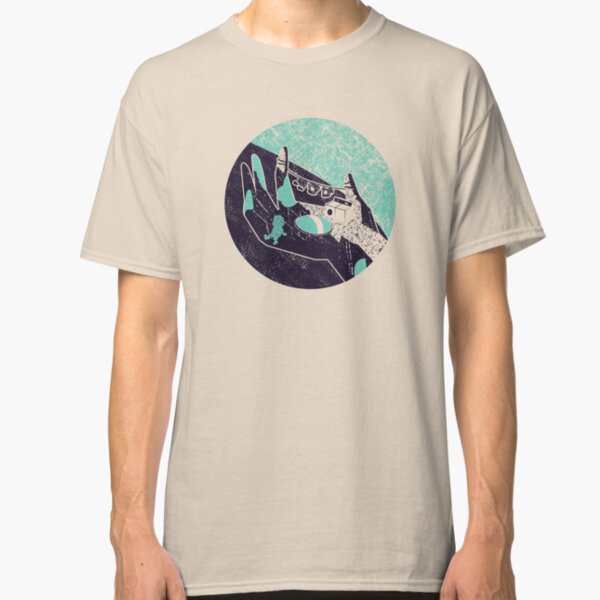 On the hand Classic T-Shirt